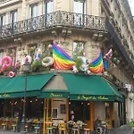 Pompidou 3, Rue Simon le Franc - 4 places